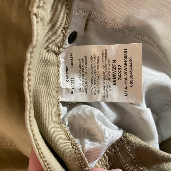 Wranglers Retro Slim Straight Jeans in tan - Picture 4 of 4